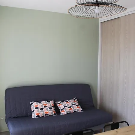 Avec Parking Proche Et Centre Apartamento Royan