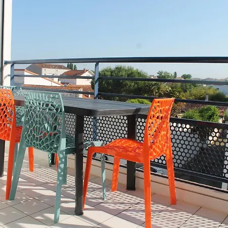 Studio Avec Parking Proche Plage Et Centre * Royan